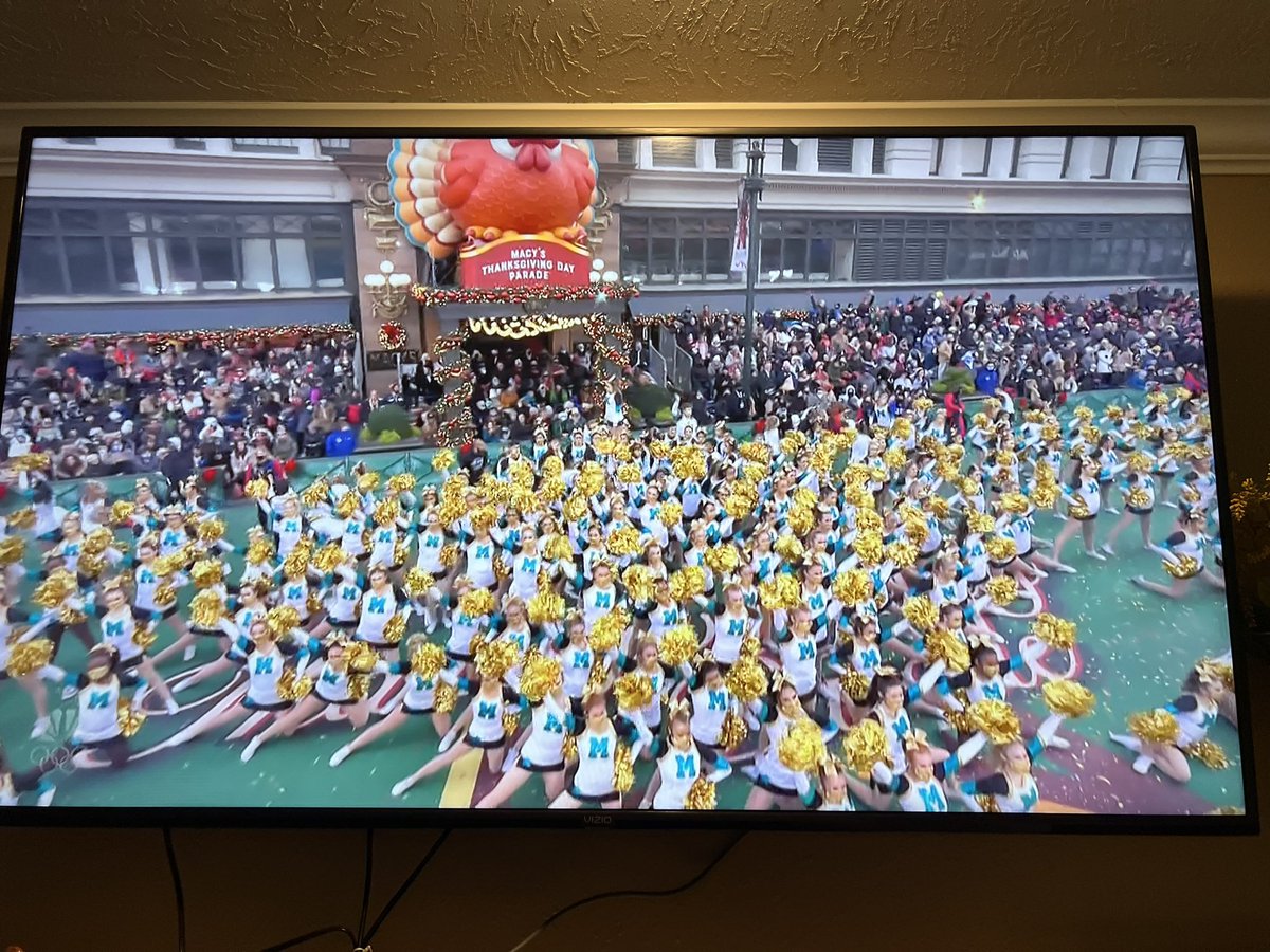 <a href="/stratford_cheer/">STRATFORD CHEER</a> Thank you for showing your Stratford America Spirit in the national spotlight today!
Happy Thanksgiving!!!!