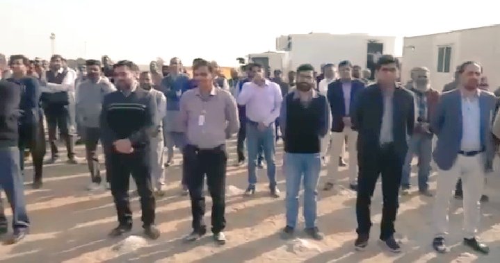 GHaZ_NAwE77's tweet photo. Chairman #NESCOM Dr Raza Samar,
Lt Gen Muhammad Ali, Commander Army Strategic Forces Command #ASFC
The scientists & engineers of strategic organization. 2/2
#ISPR #Shaheen #Shaheen1A #ISI
#PakistanArmy #PakistanZindabad
#AbigSaluteToPakForces #Peace 🇵🇰 https://t.co/9sls8DZzT6