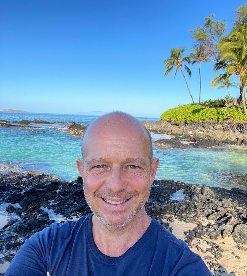 SteveHiltonx's tweet photo. Secret Cove, Makena, HI 🌴🌞

not a bad place to be on my first Thanskgiving morning as an American...I'm so thankful for this amazing country and all of you for making me feel so welcome. Happy Thanksgiving everybody! 🇺🇸🇺🇸🇺🇸🇺🇸 https://t.co/BkZSfReD7L