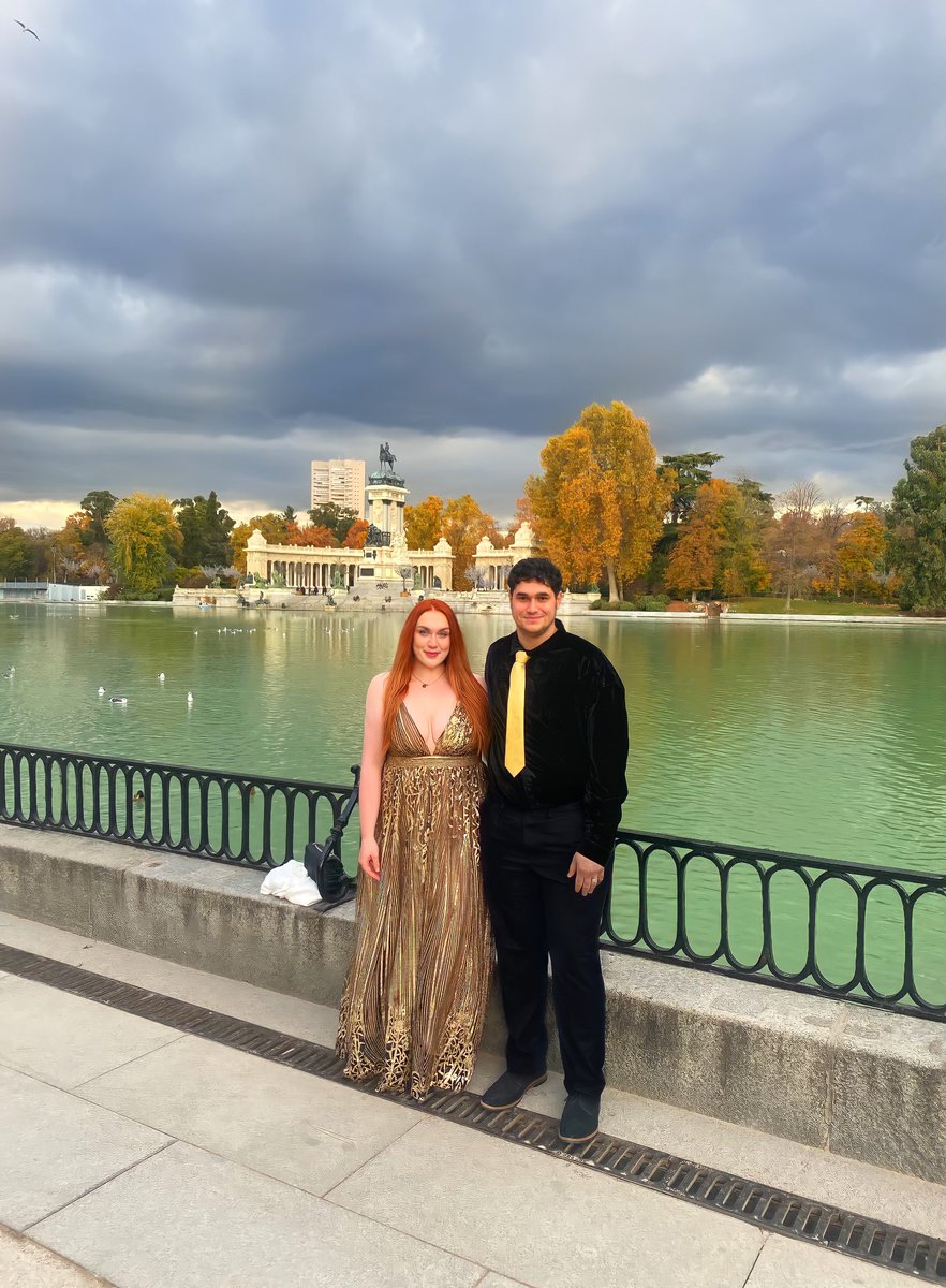 Traade_'s tweet image. Can’t believe I got to marry you today @FallOutFroy. Can’t wait to spend the rest of our lives together 🥺💕