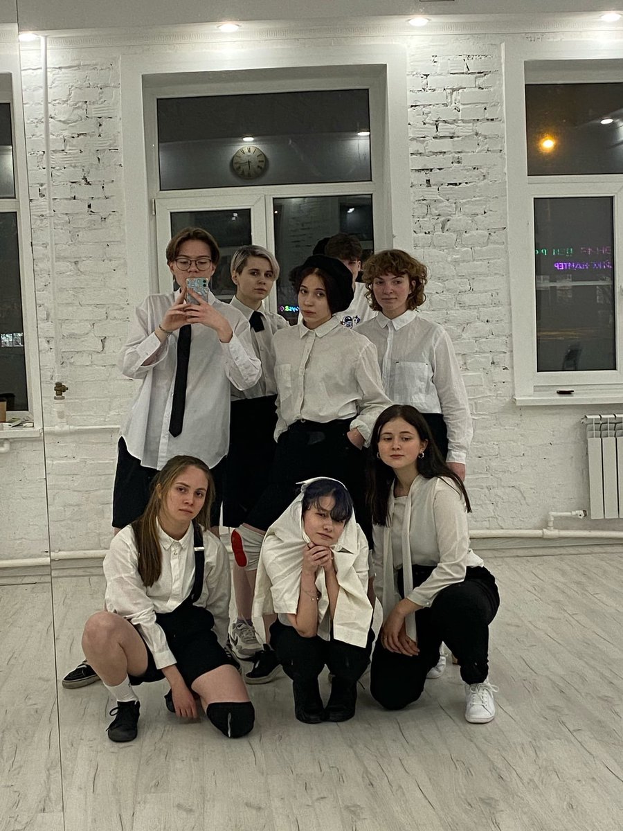 ultiii7's tweet photo. выступаем уже в это воскресенье на @m_k_party 
приходите поддержать нас и остальных выступающих!!💜💜💜 https://t.co/FCHv9SaYoe