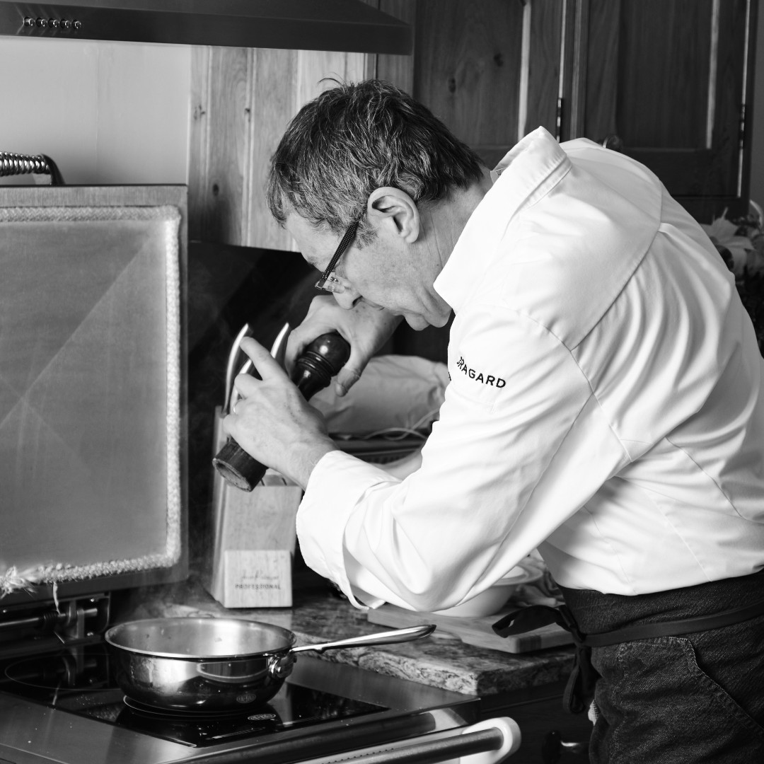 SmorgasbordFood's tweet image. Pre-heat your ovens, NEW recipe drop coming soon from @danielgalmiche! Stay tuned to find out more.
#recipedrop #meatballmadness #deliciouslysimple