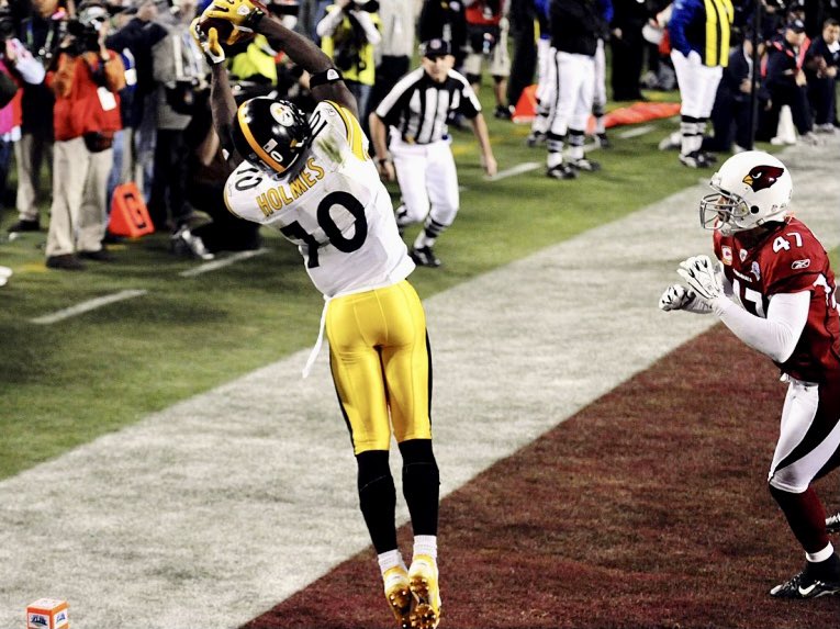 rickfish412's tweet photo. I’m thankful that Santonio Holmes didn’t cut his toenails before Super Bowl XLIII https://t.co/EcIYknWcZe
