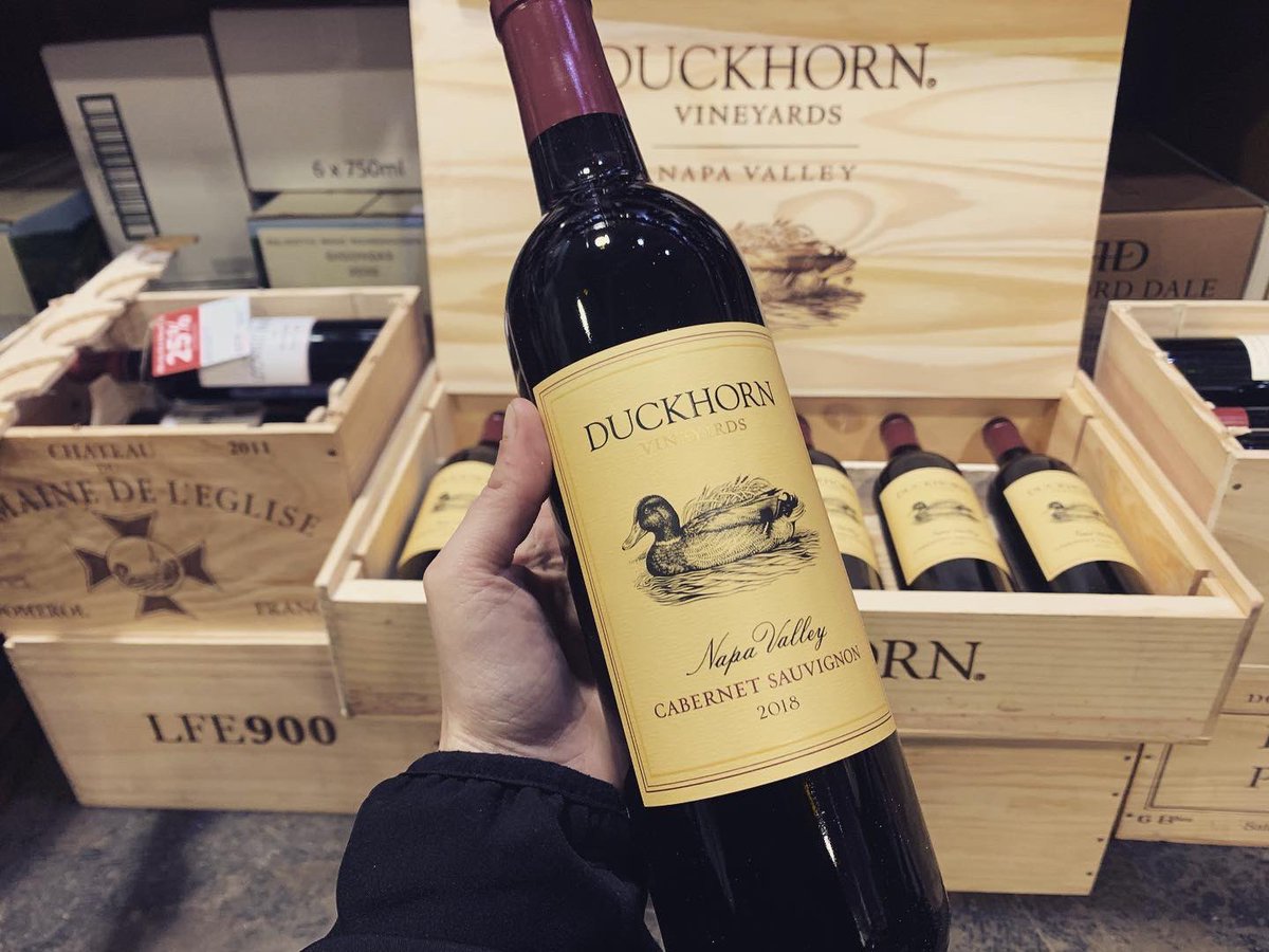 majesticepsom's tweet photo. A beautiful box for a beautiful wine.. rich, ripe and perfect with a rack of ribs. 

Duckhorn Cabernet Sauvignon, Napa Valley, just £41.23 mix six on our fine wine offer this week! https://t.co/9MoKZcjDbW