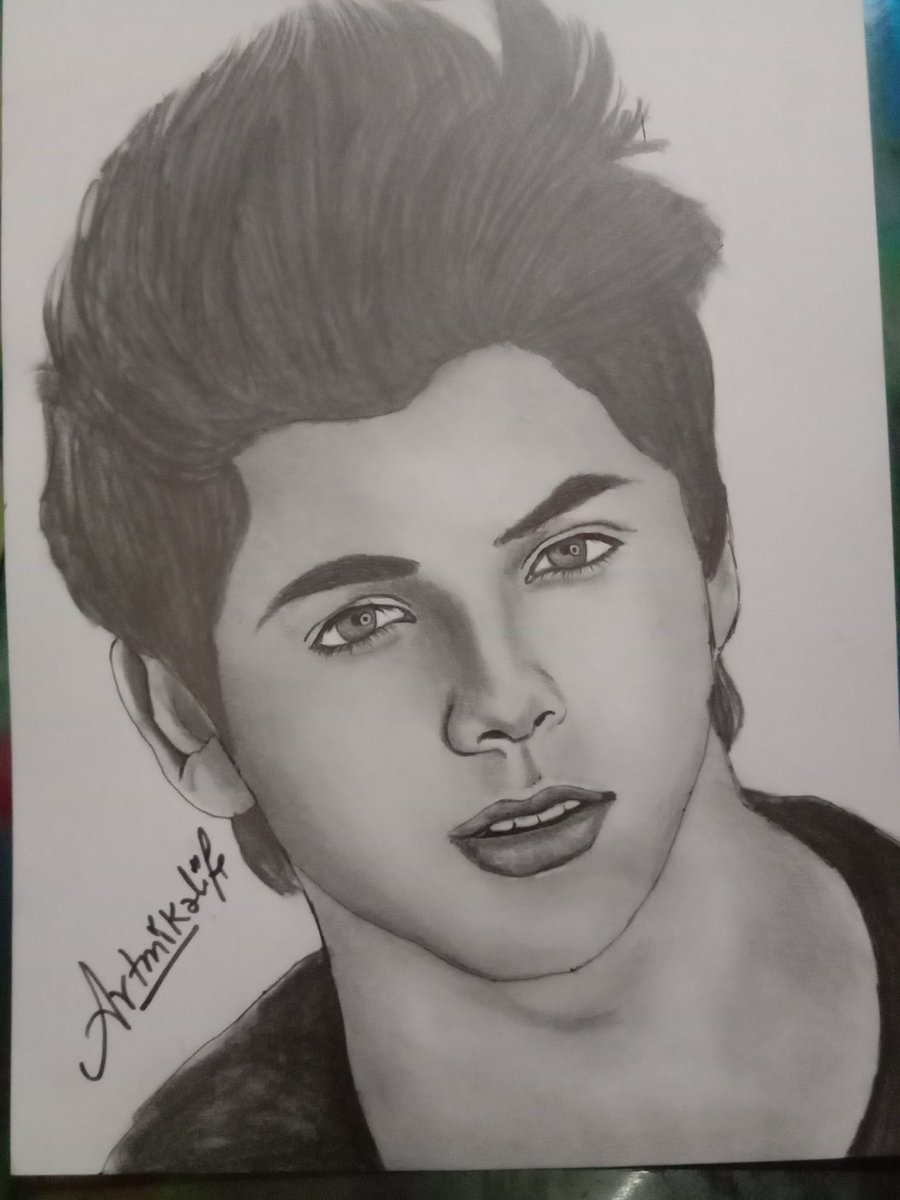 artmikalife's tweet photo. Siddharth Nigam sketch 
Siddhart nigam love you💜.
#Siddharthnigam #Siddharthnigamsketch #sketch #art #artmikalife #drawing #fanart #bollywoodactor #tvactor #actorsketch #maleactor https://t.co/OWHb9nUsYZ