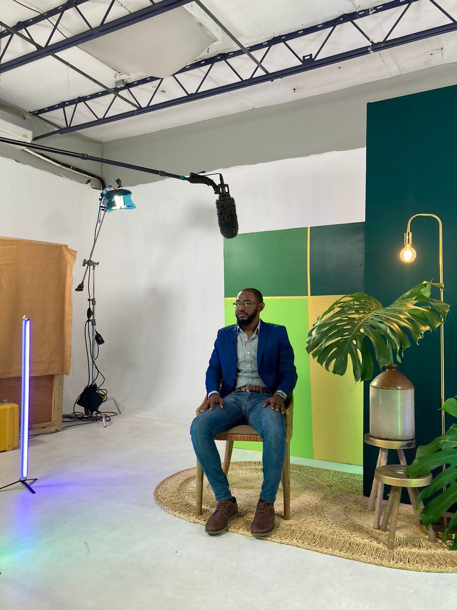 findyellonow's tweet photo. BTS shots of our upcoming project β¨
Weβve collaborated with one of our in-house experts @IamDAndreFraser on a project that is locally minded and geared towards helping your business grow.
Follow us for more , and keep in touch to see whatβs ahead.
#WeKnowLocal #DiscoverLocal https://t.co/lTTSTAziwW