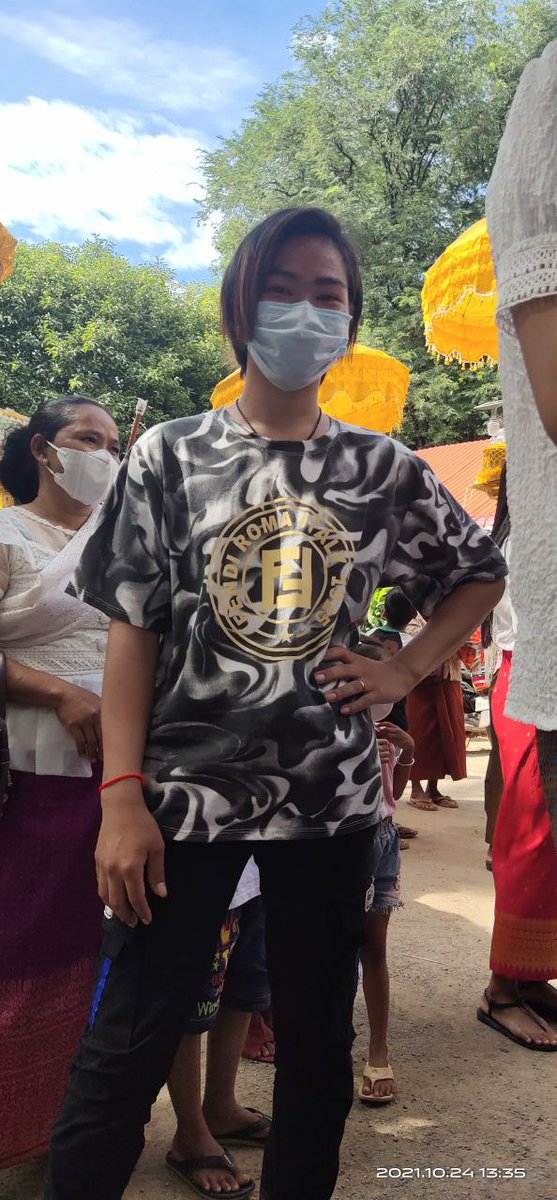 kaaBiiLaa1's tweet photo. ពាក់ម៉ាស់ការពារកុំអោយឆ្លងកូវិដ១៩
ពាក់ស្រោមការពារការ��្លងរោគ https://t.co/WyP5SfF73I