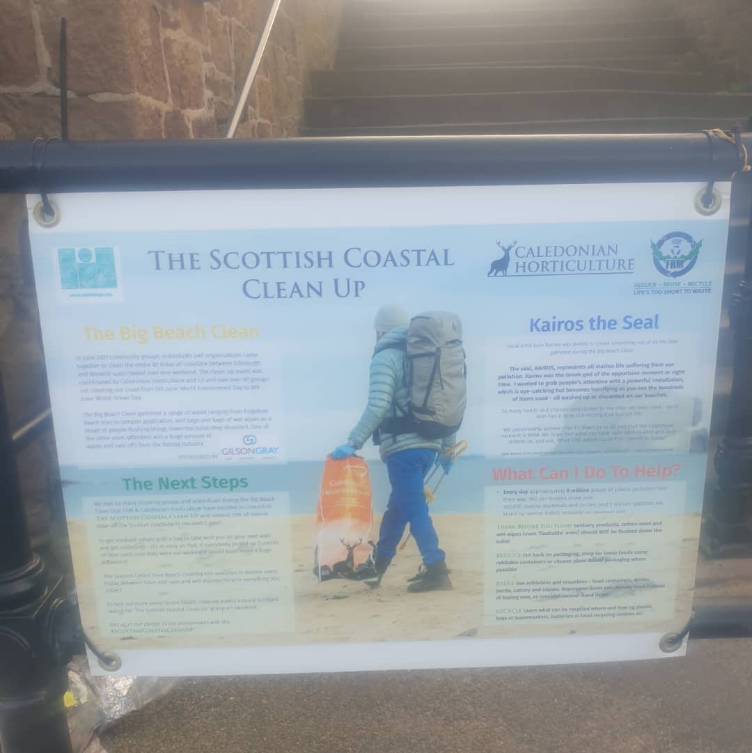 nbharbour's tweet photo. #Kairos the #Seal was made out of #litter collected during the Big #Beach Clean in 2021, by local #artist Julia Barnes.

#recycle ♻️ 
#Reduce ⬇️
#Reuse ♻️
#Think before you flush 💭 https://t.co/6pxozWZskK