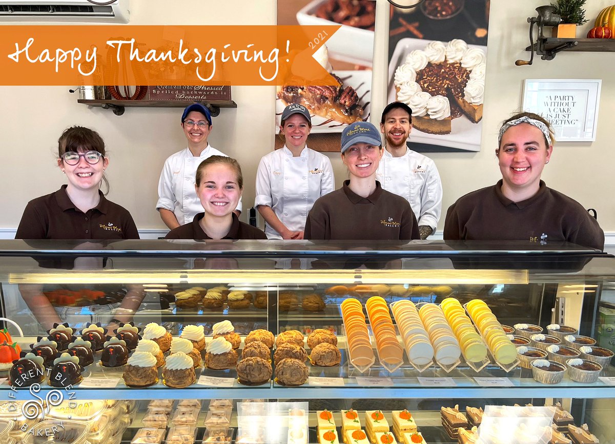 Different_Blend's tweet photo. Happy Thanksgiving from the DBB team: Annie, Keely, Madeline, Mackenzie, Jessica, Emily, and Benjamin! 
🦃🥧  
#differentblendbakery #glutenfree #bakery #celiacdisease #celiac #thanksgiving https://t.co/vfF3PpYvtS