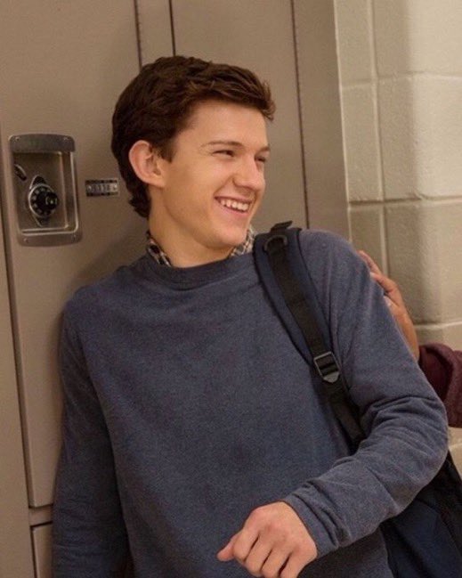 peterkateluvbot's tweet photo. hii! welcome to @peterkateluvbot!! this account is a safe place and dedicated for all peter parker and kate bishop stans who have them as comfort characters and/or tom holland &amp; hailee steinfeld as their comfort person, rt to spread &amp; feel free to stay <33 https://t.co/K2GFFHjZtE