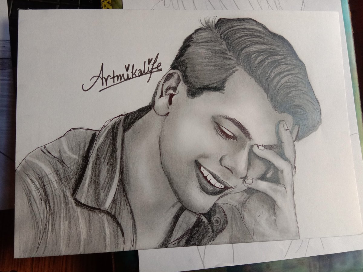 artmikalife's tweet photo. @siddnigam_off Siddharth Nigam sketch 
Siddhart nigam love you💜.
#Siddharthnigam #Siddharthnigamsketch #sketch #art #artmikalife #drawing #fanart #bollywoodactor #tvactor #actorsketch #maleactor https://t.co/WC50TKWeef