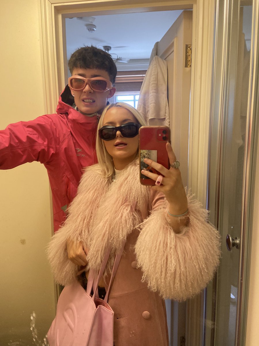annabel tweet media