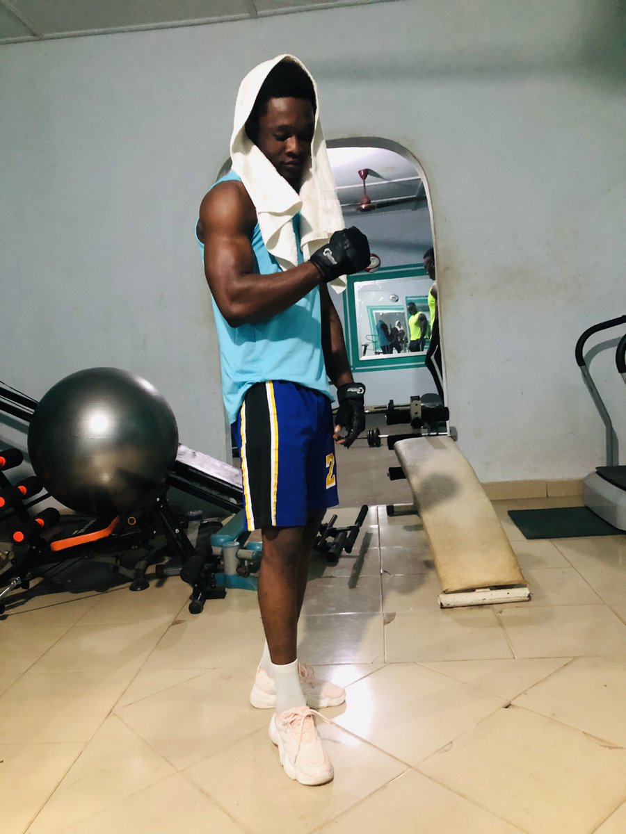 Officialrocca98's tweet photo. #KeepingFit🏋️‍♀️💪✊ https://t.co/HW27KPdrXp