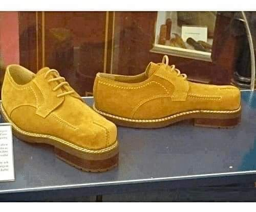 doctorow's tweet photo. SHOES WORN BY ALLIED SPIES during World War II to mislead the Germans and steer them in the opposite direction. https://t.co/WhDdN7Ps5Z https://t.co/gVhKL1BEdK