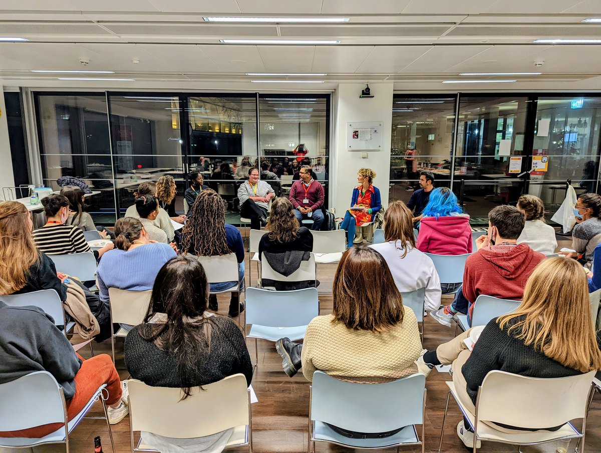 londonpostdocs's tweet photo. Our @womenofthewohl @londonpostdocs chairs Etta & Shaakir, and panelists introducing themselves at tonight's event @LeighWi17063105 @awalsh9890 @_MaryAgyapong @NCNDgroup_KCL
Thanks for submitted anonymous questions so far please continue to submit Q's for panel #WohlOnlyTemp https://t.co/VwPprKsyqq