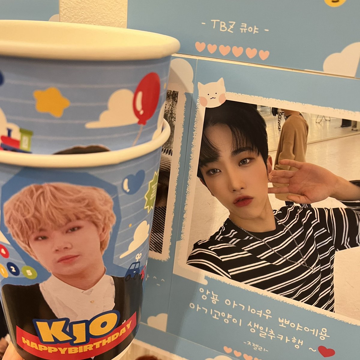 JJelly_Today's tweet photo. 아기고앵 키오양 생일 너무 추카행 🥳💙

#키오의_밝은_미래를_위하여
#T1419 #KIO #HAPPYKIODAY https://t.co/dOVOyM1Fzb