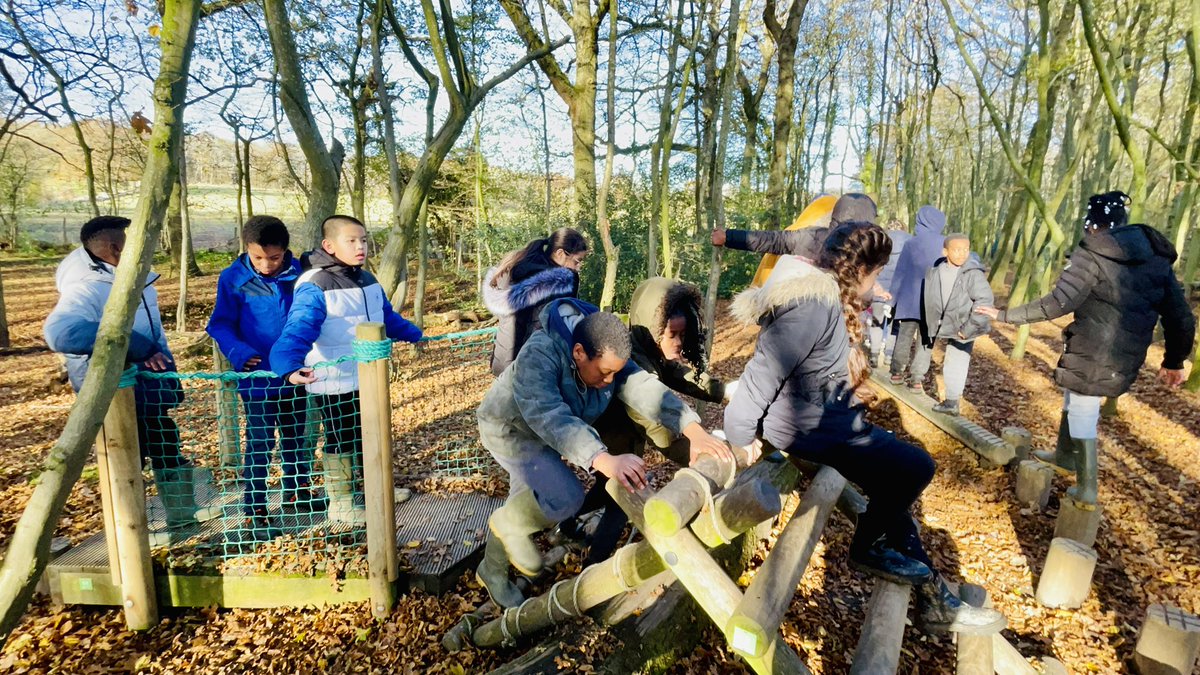 Morningside_ps's tweet photo. ⚠️#Year6 Kench Hill Update:
We had so much fun playing and exploring the woodland and completing in the “Mysterious Marsh” Obstacle Course at the @rarebreedskent 
#KenchHill @KenchHillCentre https://t.co/P2YaW0bWrs