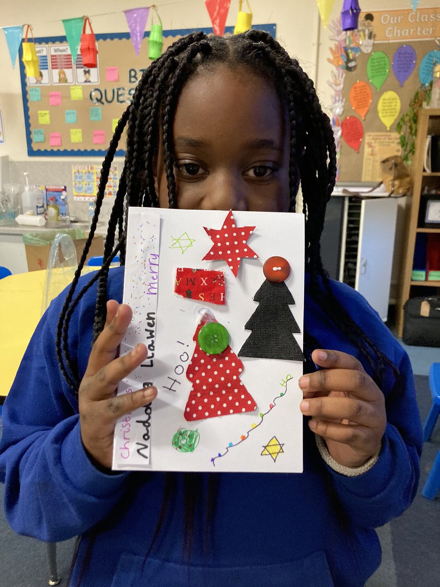 MsTyre2's tweet photo. Creative club reuse recycle Christmas Cards 🎄@JulieMorganLAB @CoedGlas @AnnaMcMorrin @coedglaspta @CoedGlas2025 @MissMcGrath4 https://t.co/ZbRVKl6LBp