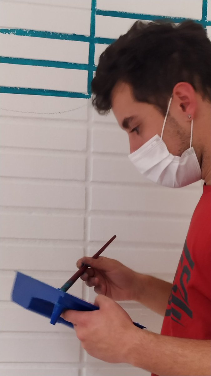 Nuclear_HUMS's tweet photo. Aquí está! Nuestro @Believe_in_Art con #DanielVera y @grancasazgz para que nuestros pacientes estén mas agustico!!! #NuclearHUMS  gracias #believeinartzgz😍😍😍🏨✨💫☢️ https://t.co/eVwT7QJUQg