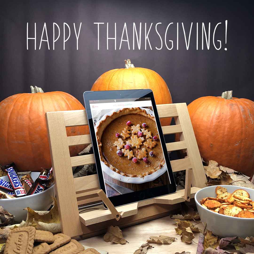 if_usa's tweet photo. Happy Thanksgiving! We're giving you 'pumpkin to talk about' with our Wooden Reading Rest. Keep your eyes on the pies and your hands free by keeping your recipes open on this handy gadget.

#Thanksgiving #Thanksgiving2021 #Woodenreadingrest #recipes #pumpkin #pumpkinpie #kitchen https://t.co/iC4Q43nvel