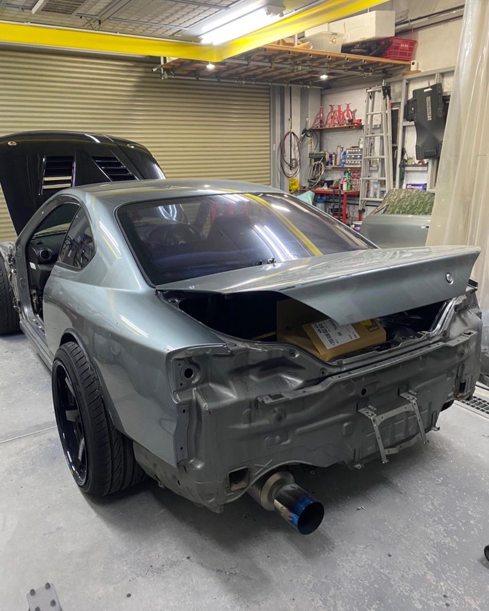 Termi_fujio's tweet photo. いよいよ着手。
ヤシオピンクへの道のり!
#ヤシオファクトリー
#yashiofactory
#s15シルビア
#silvia
#gulfr
#岡ちゃん軍団
#jsauto https://t.co/zfObgXEUXI