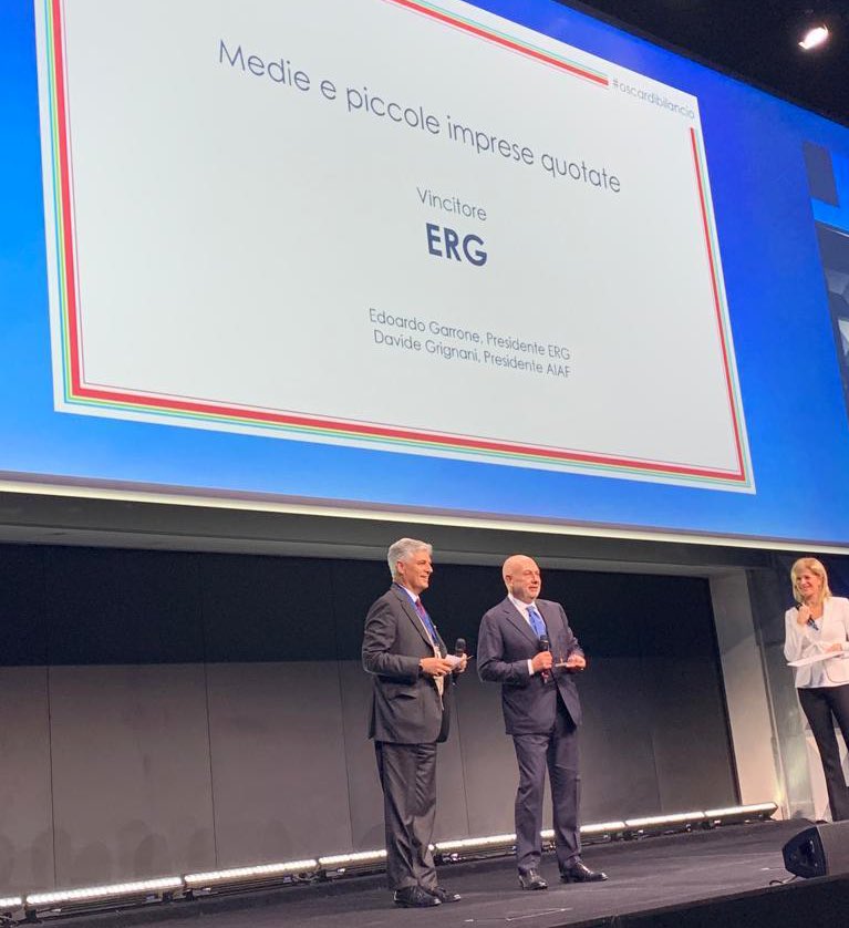 ERG vince l’Oscar di Bilancio 2021 per la categoria “Medie e piccole imprese quotate”, grazie all’esposizione intuitiva dei dati contenuti nel bilancio e la capacità di illustrare in maniera chiara gli obiettivi dal punto di vista della #sostenibilità