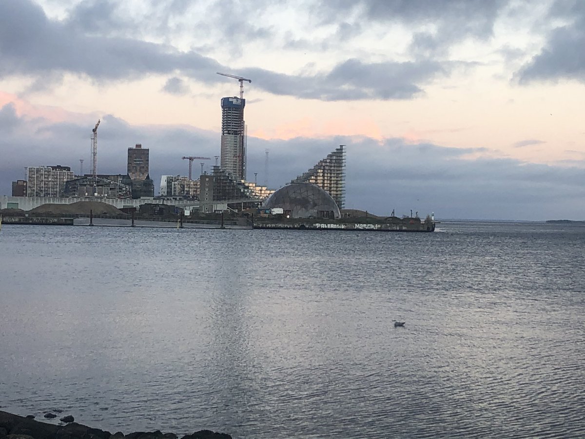 Just got home from a little sweet piano concert in Domen Aarhus where I got to play 20 minutes for the kindest audience❤️ Thank you for receiving #domen #piano #jacobhauge #aarhus