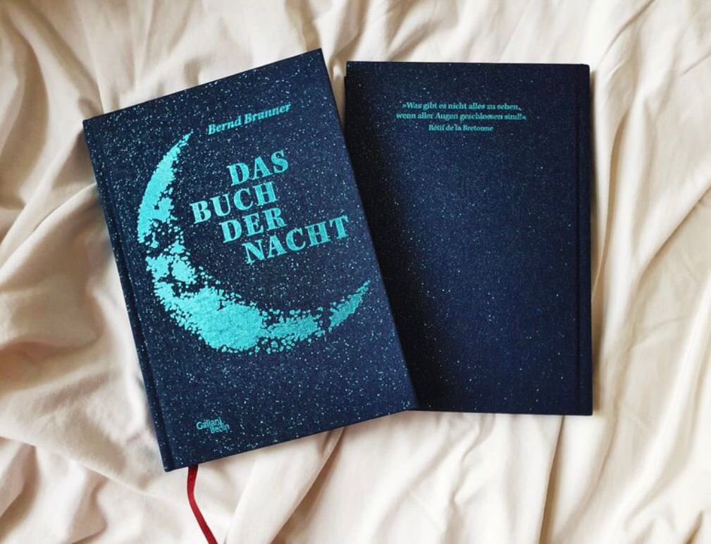 Heute ist ein neuer Artikel online gegangen zu finden unter verlagsherstellung.de/no_cache/branc…
In diesem gehen wir näher auf unser Modul „Verlagsherstellung“ ein, in welchem wir im 3. Semester in den Entstehungsprozess von Büchern eintauchen dürfen. 
Schaut gerne mal vorbei. Es lohnt sich!