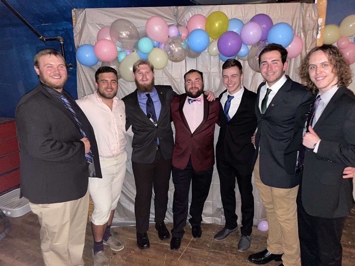 SigEpONU's tweet photo. Happy Thanksgiving from the brothers of Ohio Alpha! 🦃🦃 https://t.co/VTy55mZbBr
