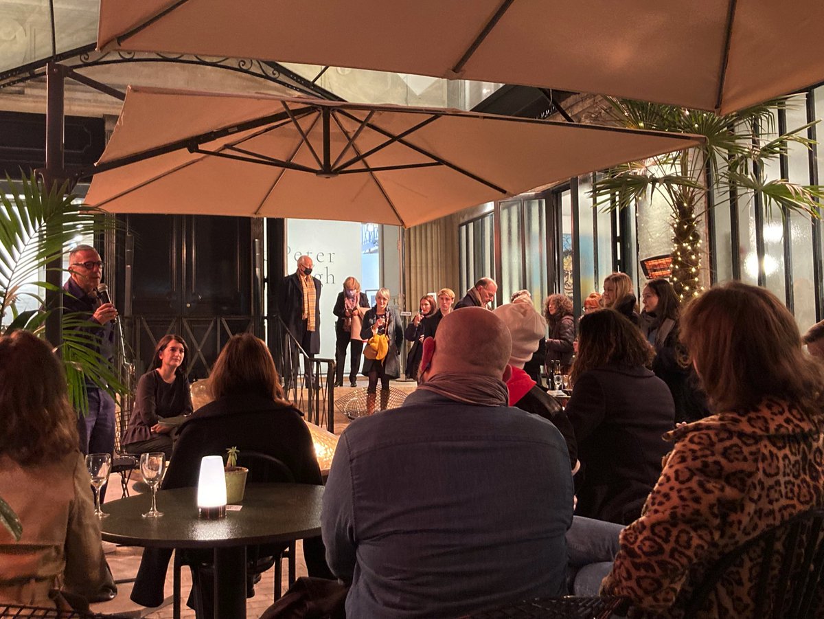 Avec Sophie Kurkdjian et Sandrine Tinturier pour la présentation dédicace de leur livre « Au cœur des maisons de couture » à la fondation Azzedine Alaïa <a href="/culturesdemode/">Cultures de Mode</a> <a href="/histoiresdemode/">Filatures. Histoire & Mode</a>