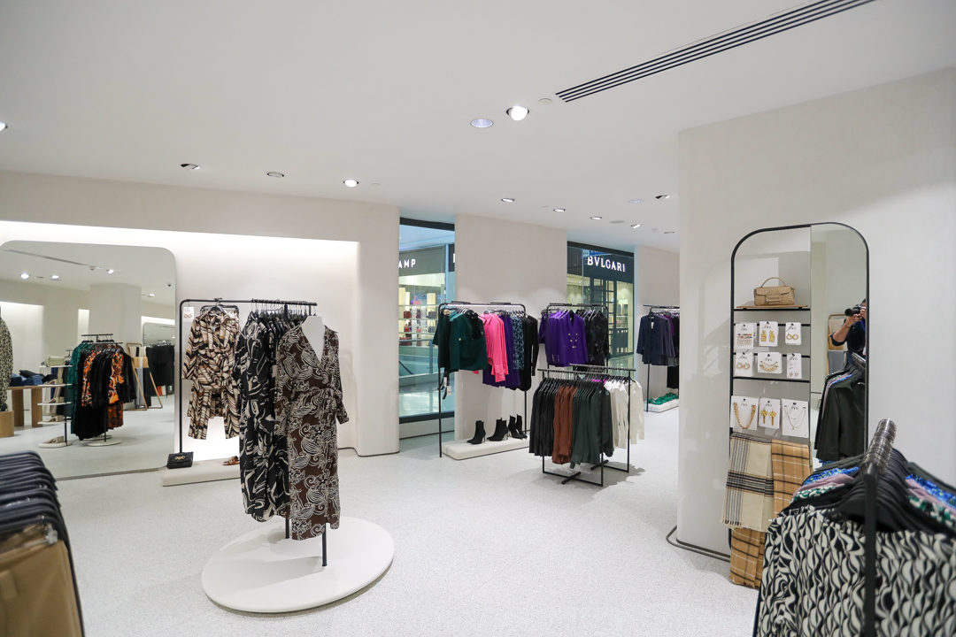 BlueMallSD's tweet photo. Te invitamos a conocer la nueva sección de Zara Woman en nuestro piso 1.​

¡No dejes de visitarlos! ​
​
#BlueMallSD #ExperienceIt #SoloEnBlueMall ​
#Discovery #BlueMallSD https://t.co/etUx6pxuRM