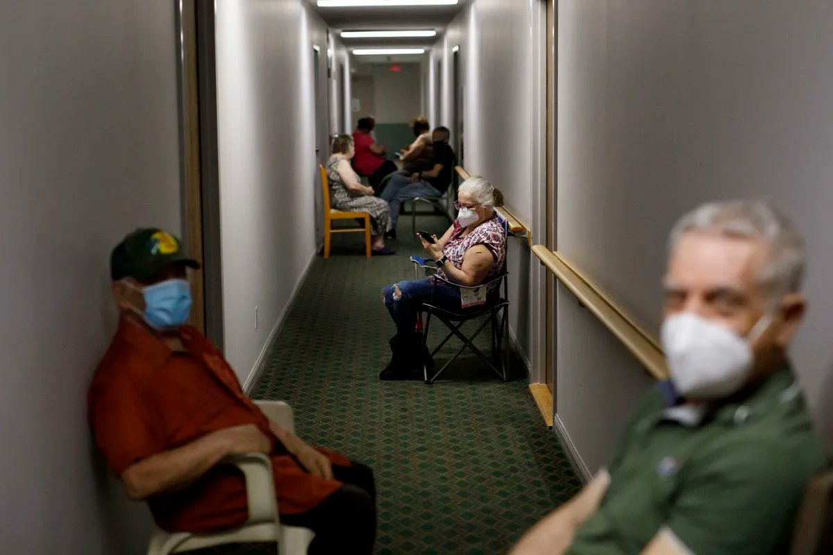 Social factors can contribute to chronic issues for mental health among aging populations. Findings from a study suggest loneliness as a significant risk factor for depression among older Canadians during the first year of the pandemic. Learn more: buff.ly/3nPDw6R