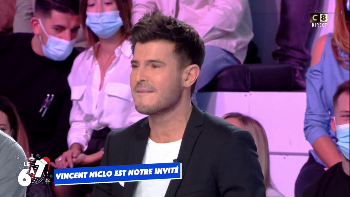 TBT9_W9's tweet photo. Ce soir, @CyrilHanouna reçoit le chanteur @vincentniclo sur le plateau du #6A7 😁 https://t.co/Ebeqbd3B9G