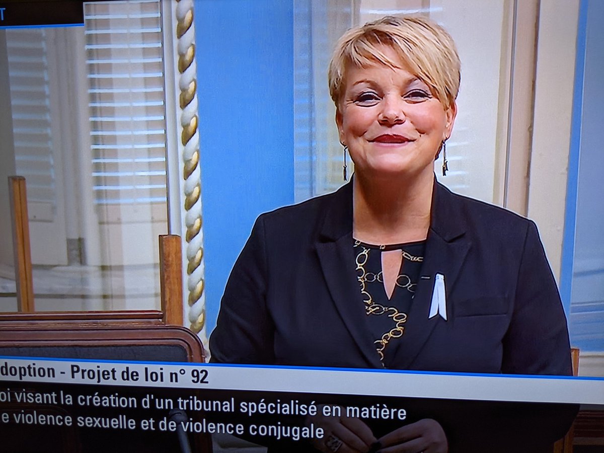 Isamelancon's tweet photo. Le #pl92 est adopté!!!
Nous avons un #tribunalspecialise !!!
On ne pouvait rêver mieux pour marquer le début des #12joursdaction contre la violence faite aux #femmes à l'#assnat .
Merci à tous ceux qui ont participé à ce projet qui changera la vie de tant de victimes! 🙏
#polqc https://t.co/bQAv0hEzMl