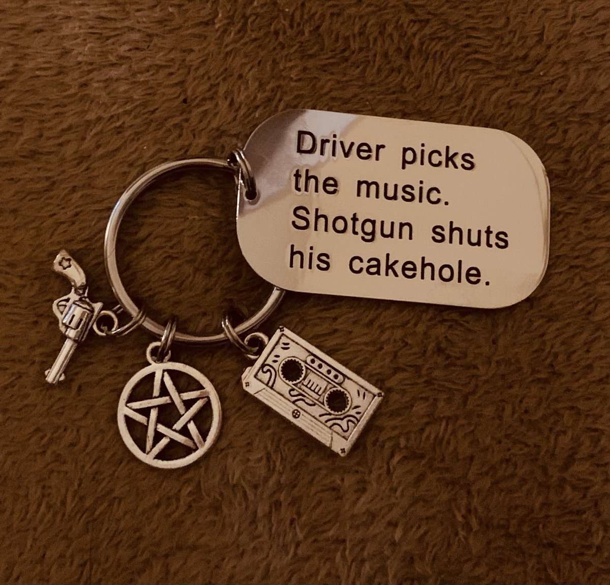lucylu78's tweet photo. #happygirl #samanddean https://t.co/9idWmayhRl