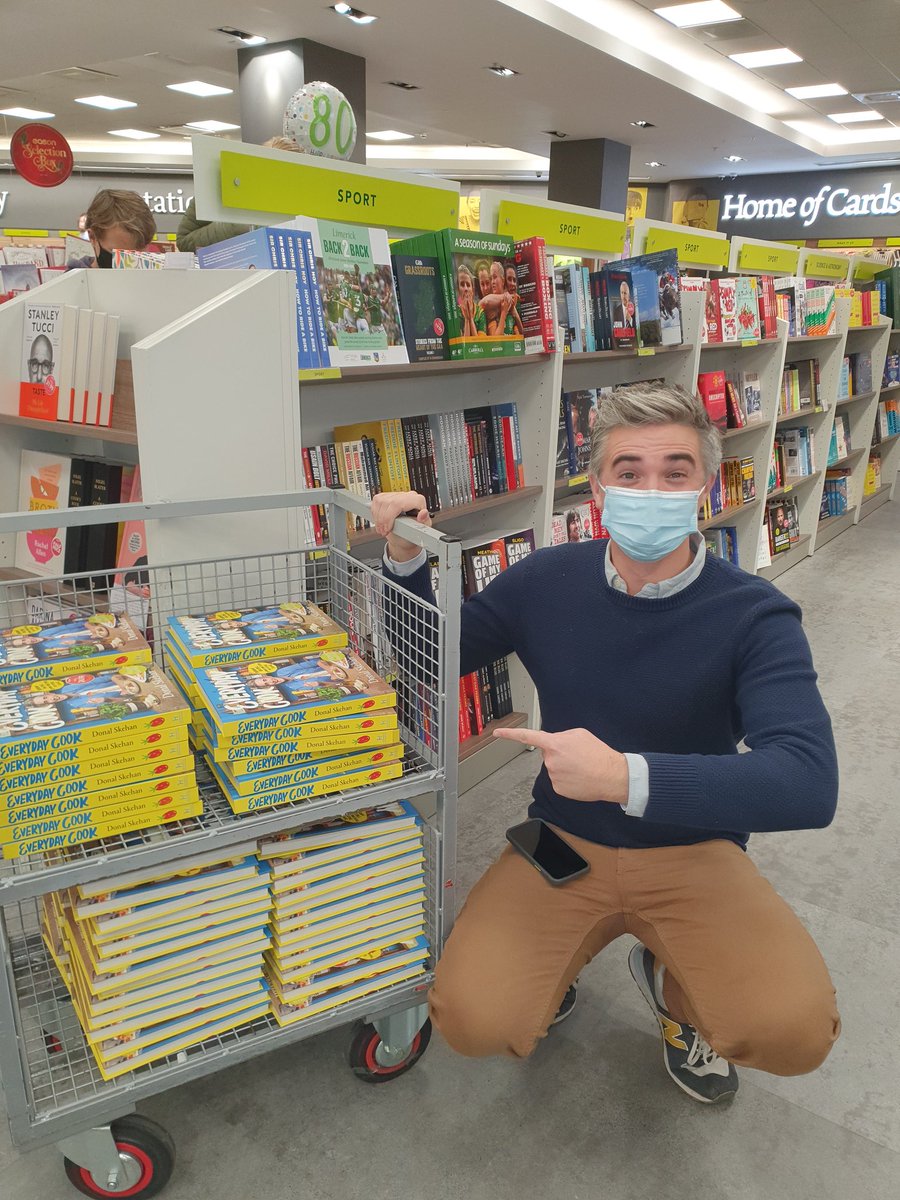 HachetteIre's tweet photo. Not a copy left unsigned @easons Dundrum #everydaycook @DonalSkehan @HodderBooks https://t.co/n73so2k3E0