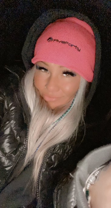 Watch ᗷᗩ𝗂ᒪ𝖤Y♡︎'s leaked NSFW photo on TwXstars