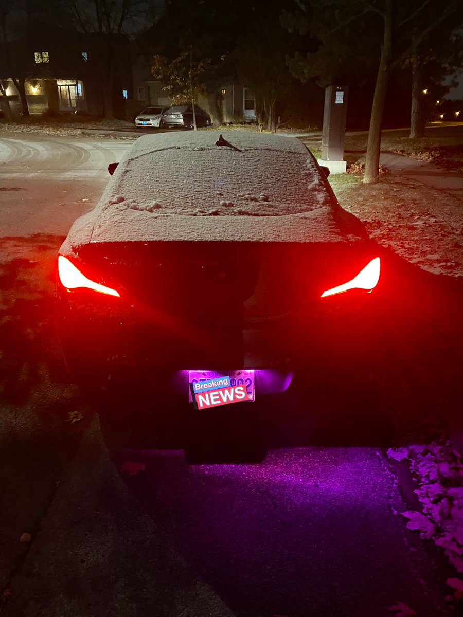 _jazor's tweet photo. I’d improve my car photography with an iPhone 13 mini pls #FREEiPhone13 https://t.co/IreIi5oeYC