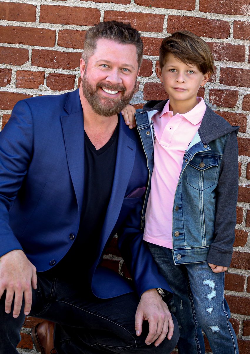 CharlesJensen's tweet photo. Charles Jensen &amp; Hunter Jensen - 2021 on Abbot Kinney Blvd in Venice, CA https://t.co/6FAZBYPimr