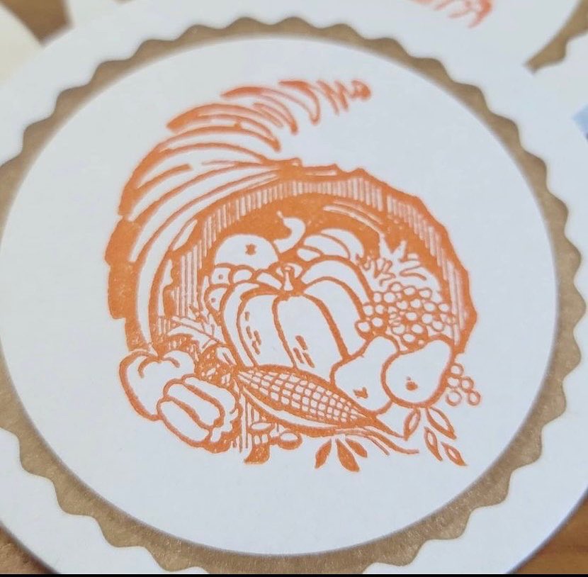 bevcoasters's tweet image. Happy Thanksgiving from our table to yours! 🦃
We are thankful, today and everyday for our great employees and the relationships we have built with everyone we work with ❤️
#katzcoasters #thankful #givethanks #thanksgiving #thanksgiving2021