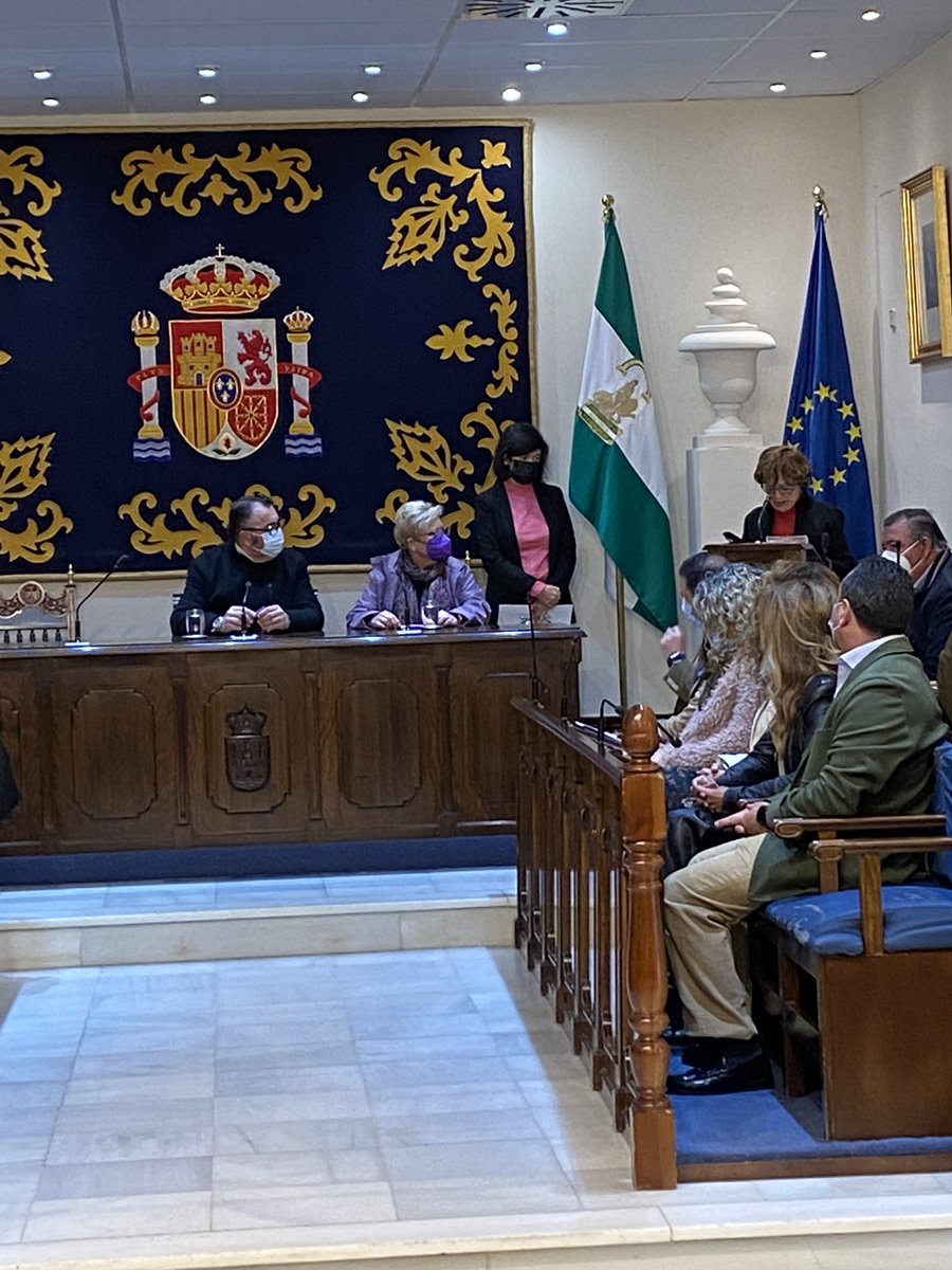 lordmillam's tweet photo. En la @eoialcala hoy hemos conmemorado el #25N con la inauguración del Espacio Violeta Laura Luelmo en nuestra biblioteca. También hemos acudido al pleno y a la lectura del manifiesto en @aytoguadaira. Somos aliados/as frente a la lacra de la #ViolenciaMachista. Toma nuestra mano https://t.co/nNoylLyxPg