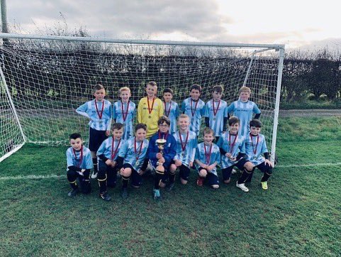 AFCHowden's tweet photo. NEW SPONSOR:
Our U11 Jet Blacks have been sponsored by @VolkerRailUK by kitting us out with a new away strip and training attire.
The youngsters lifted the cup on Saturday!
#grassrootsfootball #UTmMM https://t.co/KEBlJkPPFI