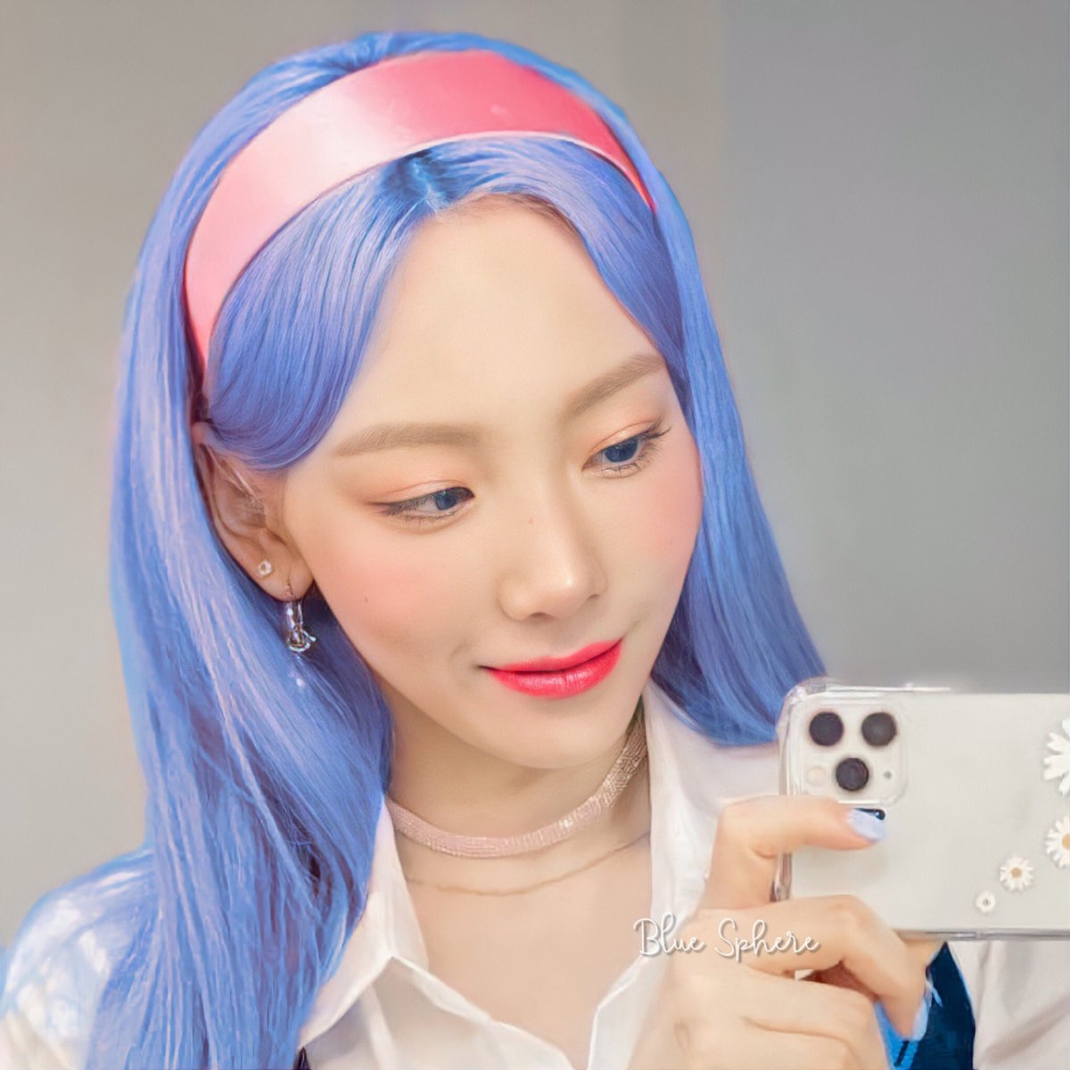 bluesphere1529's tweet photo. Fotos de perfil 

+ 2040 x 2040
+ 4 fotos
+ formato: jpg
+ reacciona si lo ocupas o te gusto
+ dar créditos.
+ link: en comentarios 🌸

Modelo: Taeyeon

🌸| #BlueSphere https://t.co/QpGg8NUd1h