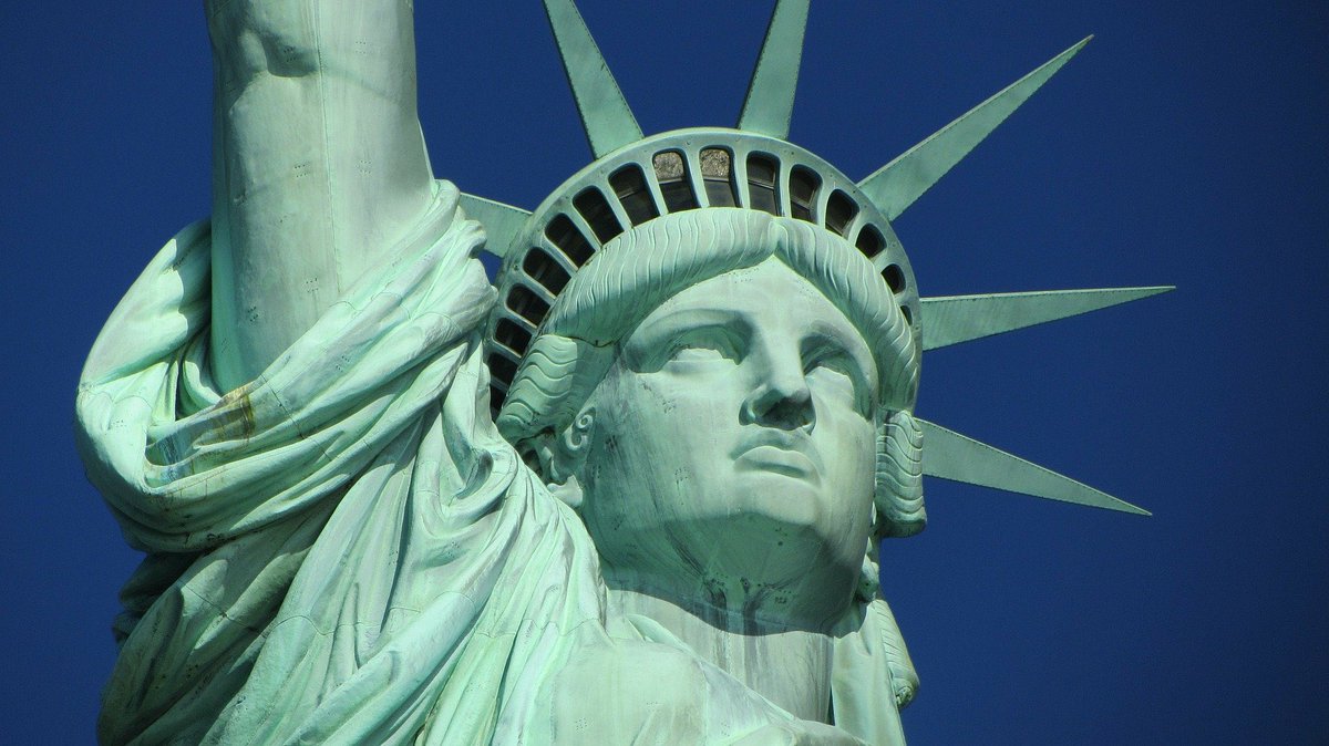 Dublin Airport (@dublinairport) on Twitter photo Last chance to enter our competition to win return flights for 2 to New York / Newark with <a href="/united/">United Airlines</a> ✈️ 🇺🇸 🚕 🗽
FOLLOW & RT
We'll announce the winner tomorrow.
Good luck everyone 🤞🤞🤞
T&C’s: dublinairport.com/latest-news/20… Last chance to enter our competition to win return flights for 2 to New York / Newark with <a href="/united/">United Airlines</a> ✈️ 🇺🇸 🚕 🗽
FOLLOW & RT
We'll announce the winner tomorrow.
Good luck everyone 🤞🤞🤞
T&C’s: dublinairport.com/latest-news/20…