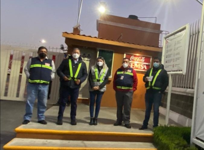 CrocNueva's tweet photo. Los trabajadores de la empresa #CocaCola en Puebla, aprobación su Contacto Colectivo de Trabajo con el 98.78% Ejerciendo su derecho a través  del voto libre, directo y secreto. 
@IsaiasSiCumple
@davidortegaq
@CROC_Nacional 
#SindicalismoSocialDelSigloXXI https://t.co/Kv7q3ELOxo