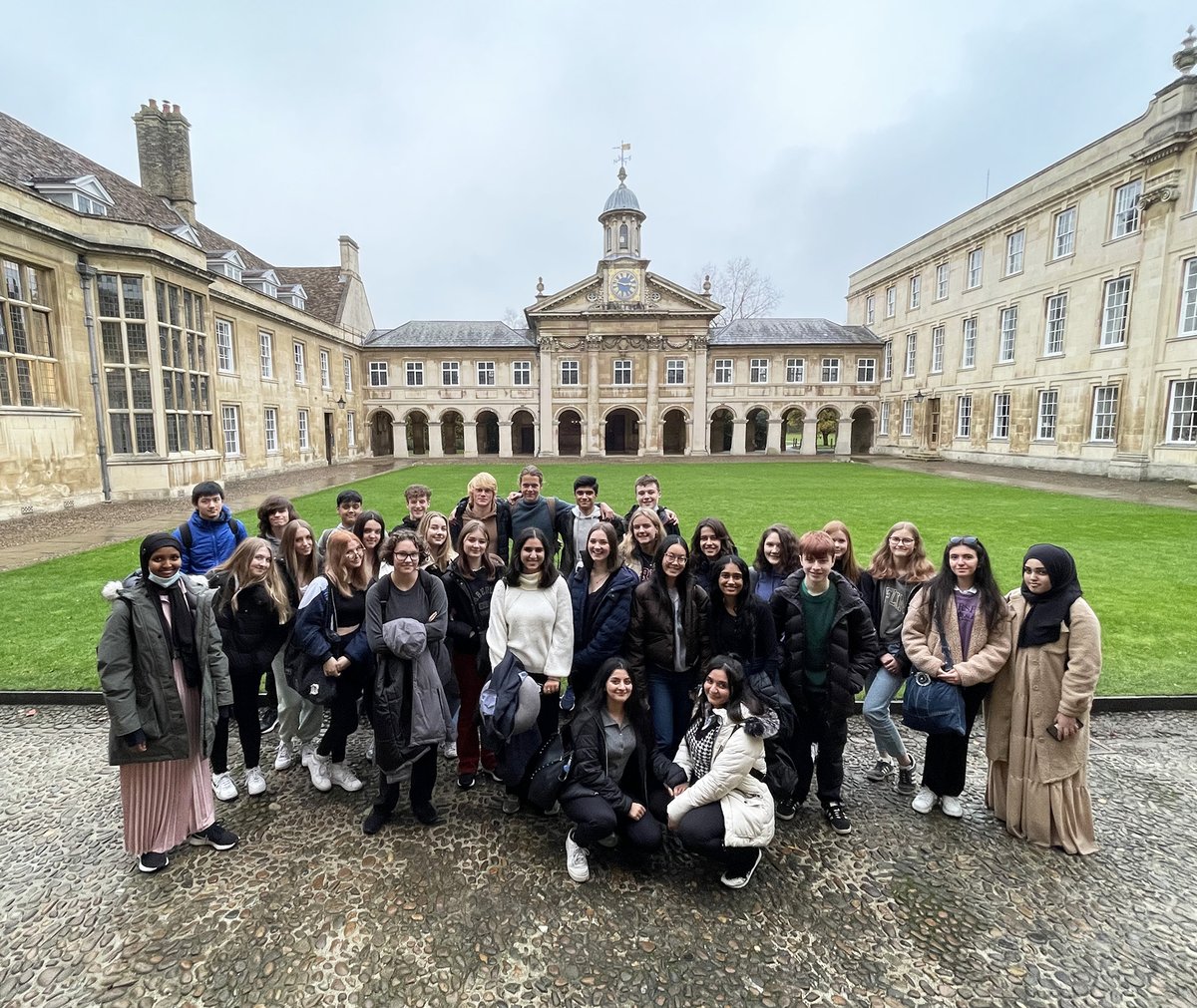 Silverdale 6th Form tweet media
