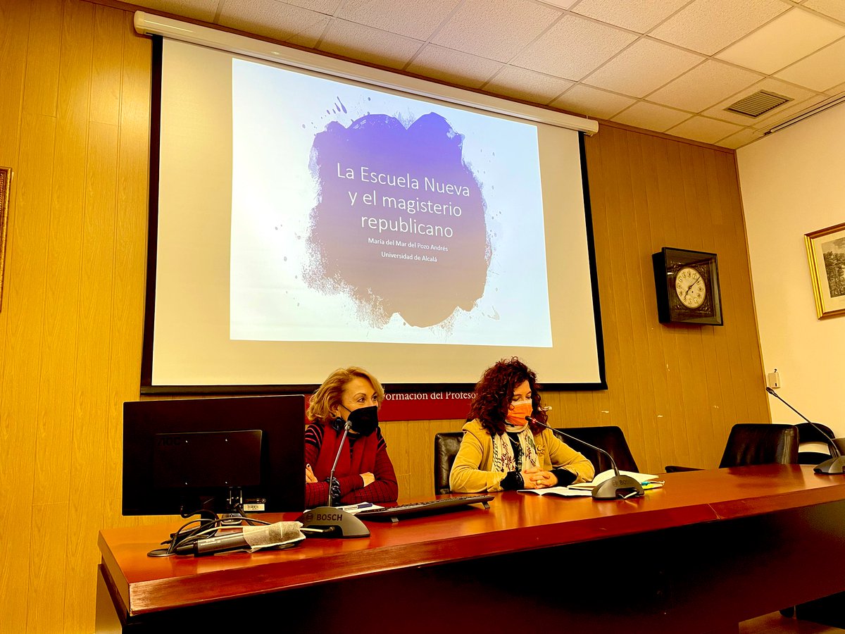 clavesucm's tweet photo. 📝 Continuamos con la segunda parte de las jornadas con Mª del Mar del Pozo y José Luis Hernández Huerta sobre la recepción en España de la Escuela Nueva y la pedagogía de Freinet, respectivamente. #histed #ucm #claves https://t.co/uX3Doh5uvX