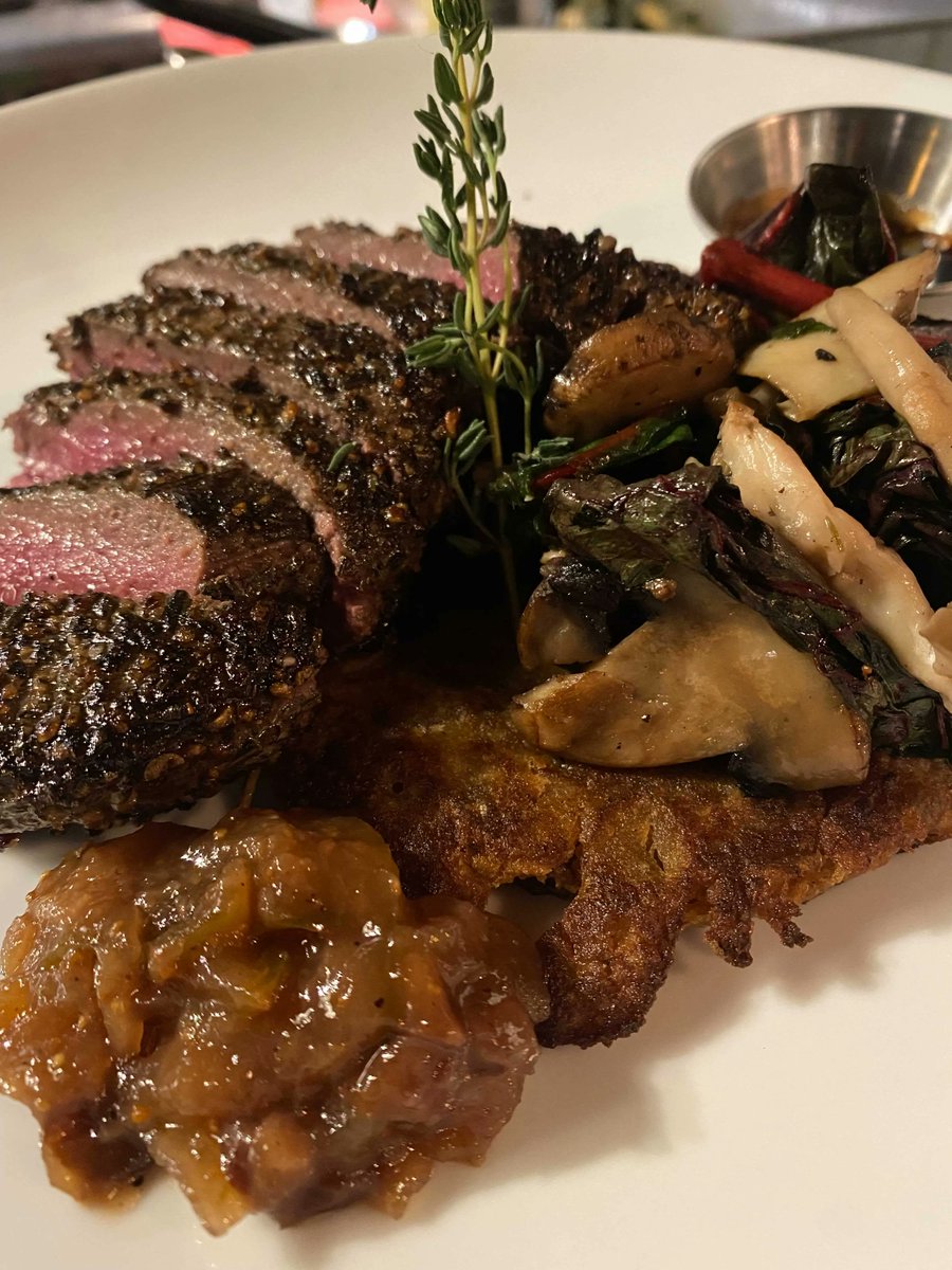 locusonmain's tweet photo. 🍖Treat yourself to a local favourite, our weekly Thursday Butcher's Choice feature!👉https://t.co/BnX8DpUym6
🍳Brunch Hours: 10AM-3PM. Reservations highly encouraged! 👉https://t.co/7bCcfjIOOK
Reservations highly encouraged! #OpenforTakeout #OpenforDelivery #OpenforDining https://t.co/GxmuFSXmaQ