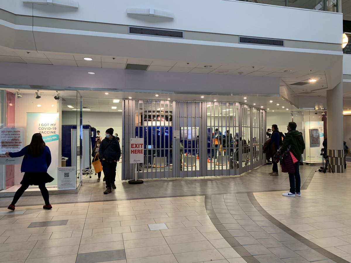 The first youth vaccination clinic in Guelph is now open.   
350 children between 5-11 yrs old are getting vaccinated today at Stoneroad Mall clinic