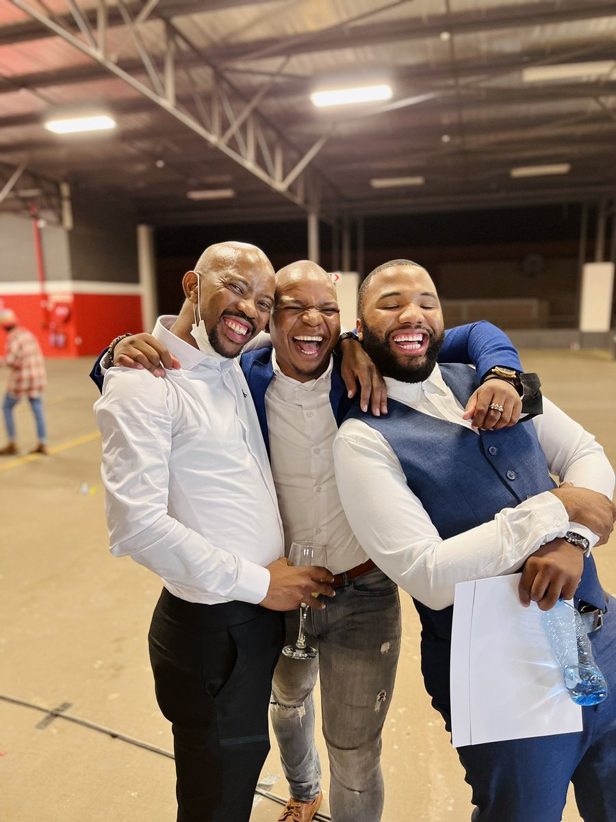 Smiles: <a href="/Miles_Nsala/">Miles The Engineer 🥂</a> &amp; <a href="/HopeEnlivened/">Raygood Charitable Trust</a>